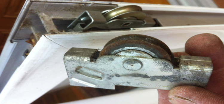 screen door roller repair in Fort Myers